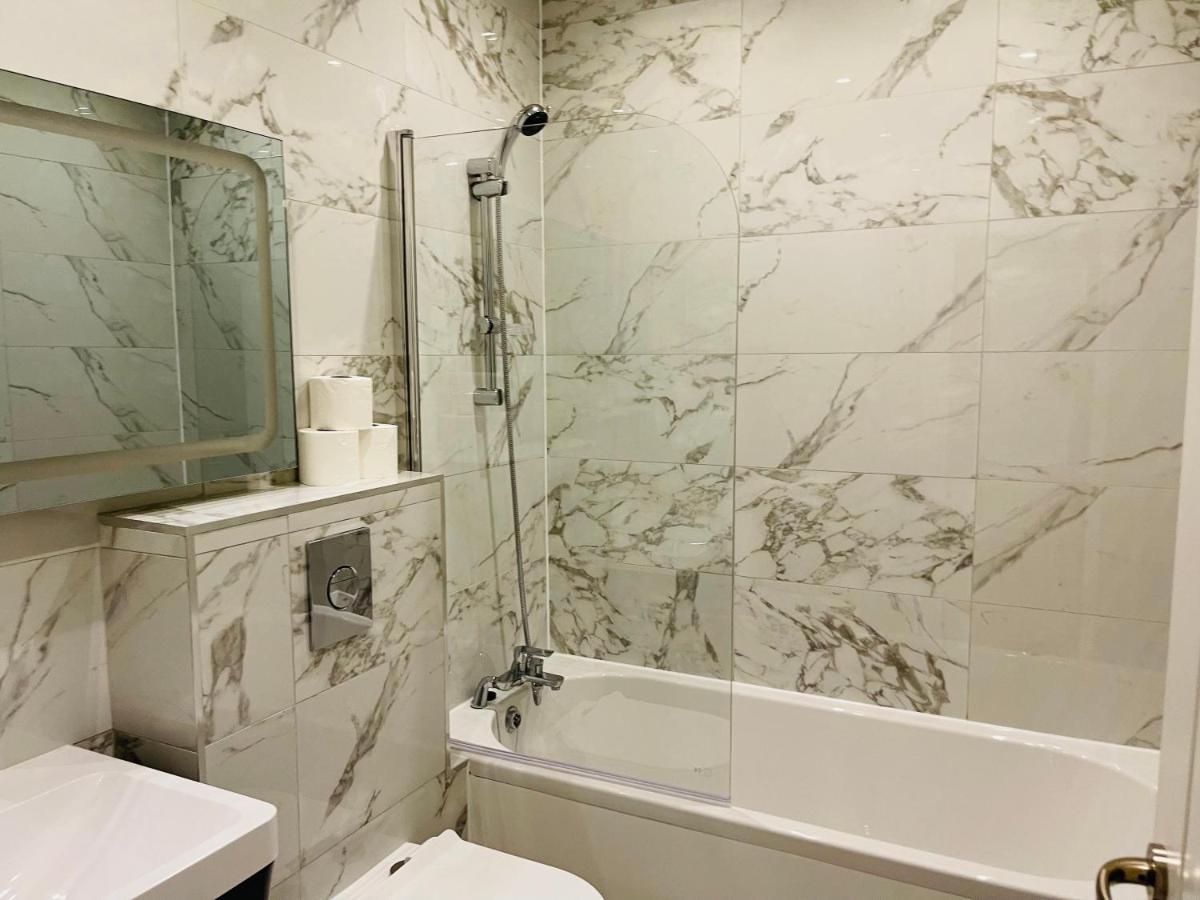 Апартаменты Salt Hill Windsor Legoland Eton Heathrow Luxury 2 Bed 1 Bath Free Parking Слау Экстерьер фото