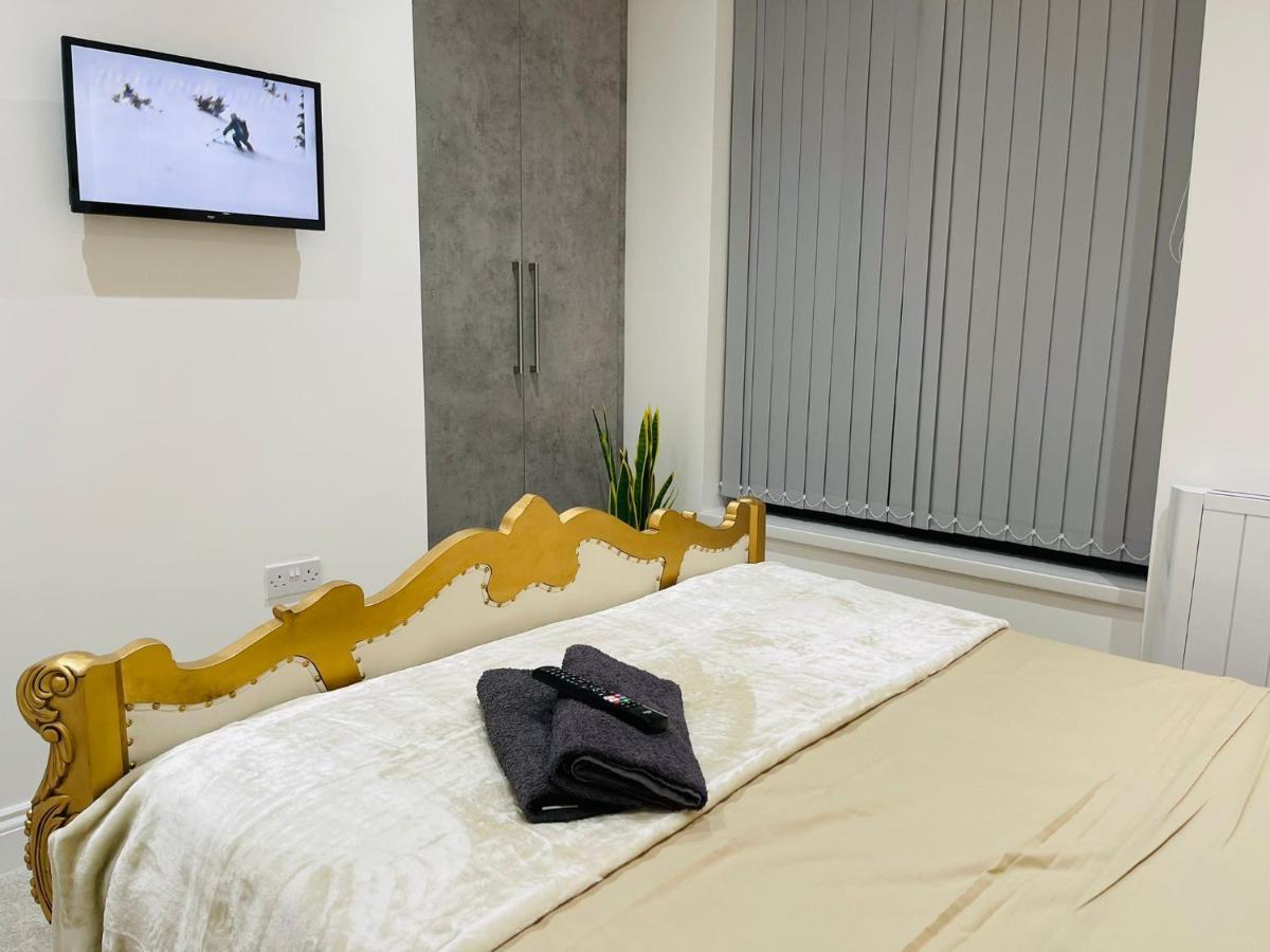 Апартаменты Salt Hill Windsor Legoland Eton Heathrow Luxury 2 Bed 1 Bath Free Parking Слау Экстерьер фото